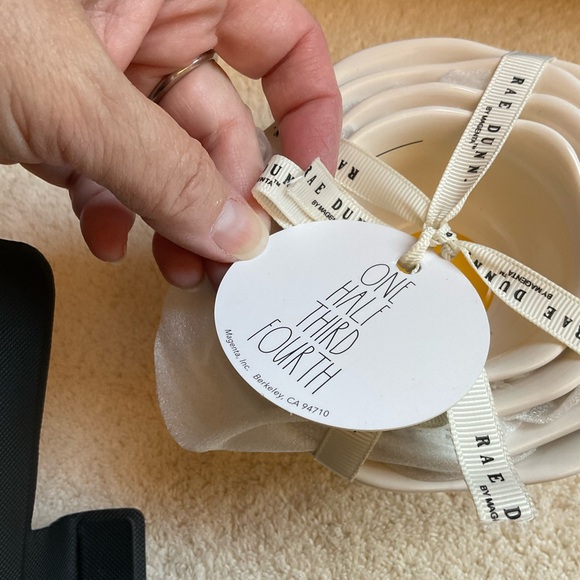 NWT Rae Dunn egg shaped themed measuring cups with “egg yellow” interiors - Picture 7 of 9